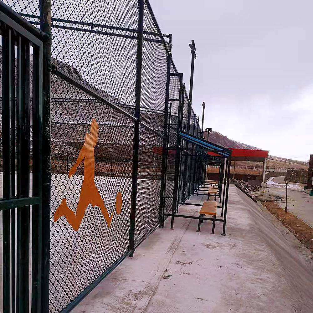 球场LED灯：绿色环保，球场照明的未来趋势