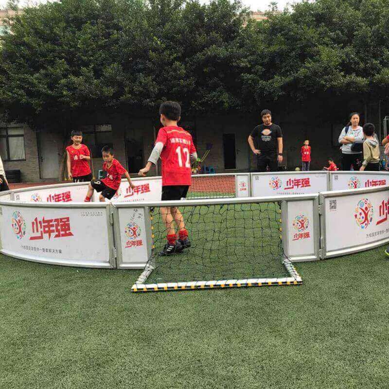 球场照明灯具：为运动员提供安全、舒适的比赛环境